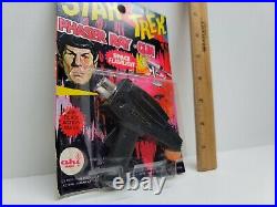 1976 Ahi Brand Star Trek Space Flashlight Phaser Ray Gun New on Card