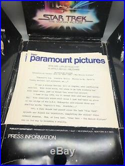 1979 STAR TREK THE MOTION PICTURE Auth original press kit With 8 Photos Pro Rare