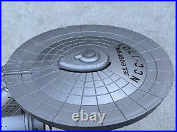 1999 Star Trek USS Enterprise NCC-1701 Poseable Lamp & Nightlight