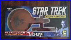 Diamond Select Star Trek USS Enterprise NCC-1701 Final Flight SDCC 2017 Spock