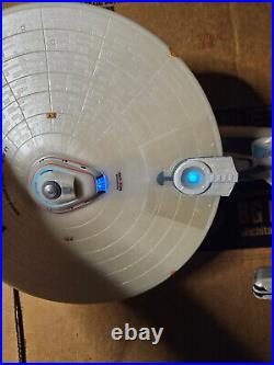 Diamond Select Star Trek USS Enterprise NCC-1701 Wrath of Khan 16'' Starship