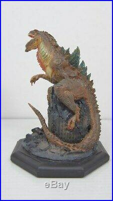 Earth Trek Godzilla / Movie Released In 1998 3D Works Statue Serial No. Yes