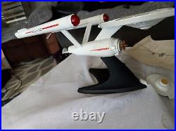 Franklin Mint Precision Models Star Trek Starship Enterprise Ship