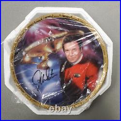 Hamilton Collection Star Trek Plate Capt. Kirk AUTOGRAPHED by William Shatner