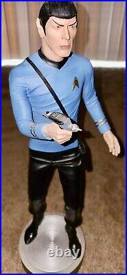 Mr. Spock Star Trek Lim. Ed. Statue Hollywood Collectibles #127 with Original Box