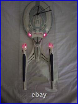 New Star Trek Illuminating Rare Wall Clock 1998 U. S. S. Enterprise 1701 Wesco 19