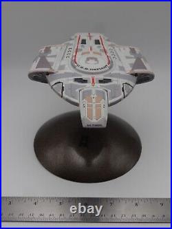 Polar Lights Pro Built Star Trek 11000 Scale U. S. S. Defiant Model with Lights