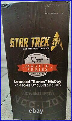 Qmx Star Trek Leonard Bones McCoy 1/6 TOS figure