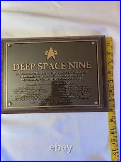 Rare 1994-95 Star Trek Deep Space Nine Construction Season 3 Cast Crew Plaque