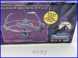 STAR TREK Deep Space Nine Space Station DS9 Playmates 6251 New Sealed Box