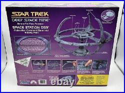 STAR TREK Deep Space Nine Space Station DS9 Playmates 6251 New Sealed Box