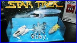 STAR TREK Micro Machines 16 XVI Array, Kazon Torpedo, Voyager Shuttlecraft