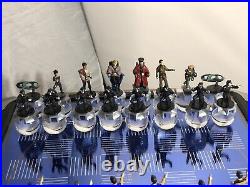 STAR TREK TNG Official CHESS set with display board & table (Franklin Mint, 1993)
