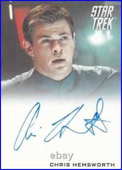 Star Trek 2009 Movie Autograph Chris Hemsworth as Captain George Kirk