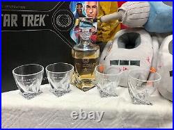 Star Trek Lot-Galileo slippers, TOS Phaser, Cpt'n Kirk Robe & 5 Pc Decanter Set