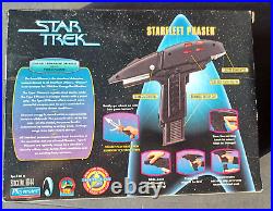 Star Trek Starfleet Phaser Star Trek V -Lights and Sounds- 1997 NIB SEALED