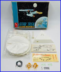 Star Trek The Original Series U. S. S. Enterprise NCC-1701 Model Kit AMT S951 1966