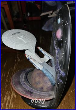 The Star Trek The Next Generation sculpture. EXTREMELY RARE