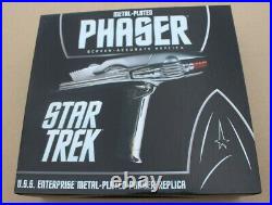 Vintage 2011 New Star Trek Movie Screen Metal Plated Phaser Replica Enterprise