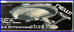 Vintage AMT Star Trek Motion Picture U. S. S. ENTERPRISE Model Kit S970 NEW Open