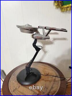 Vintage Star Trek USS Enterprise NCC-1701 Lights Up- Lamp Kirk RARE