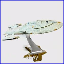 Vintage Star Trek USS Voyager NCC-74656 Playmates 1995 Pls Read Description